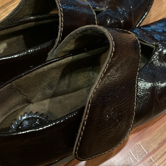 Fly shoes - Picture 3 of 5